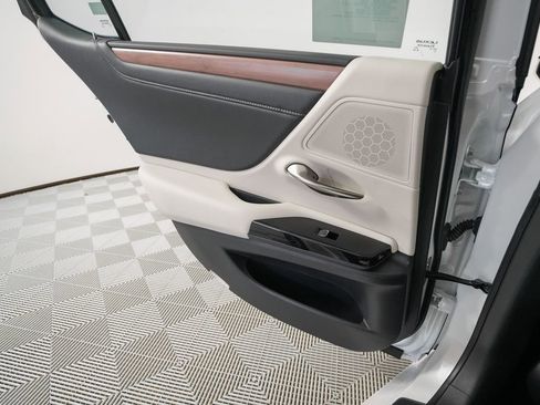 New 2025 Lexus ES 350 w/ Premium Package image 12