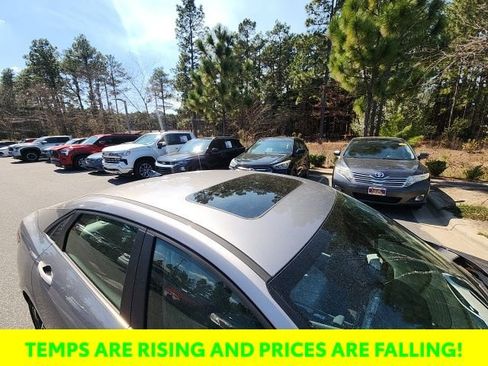 Certified 2024 Hyundai Elantra Limited image 22