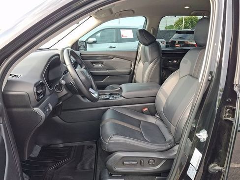 Used 2023 Honda Pilot EX-L image 11