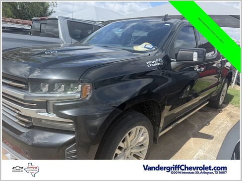 Used 2020 Chevrolet Silverado 1500 High Country w/ Technology Package AWD/4WD image 1