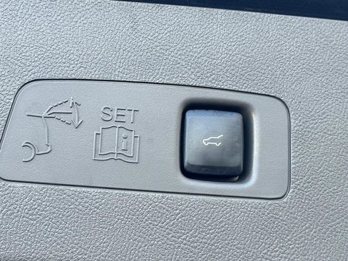 Used 2022 Lincoln Corsair Grand Touring w/ Elements Technology Bundle image 11