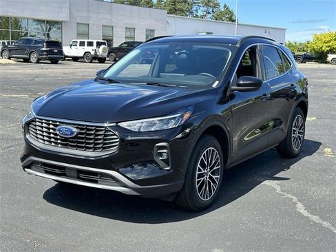 New 2025 Ford Escape SE image 6