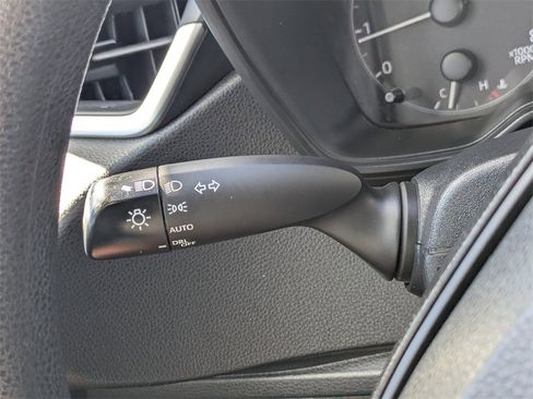 Used 2023 Toyota Corolla LE image 27