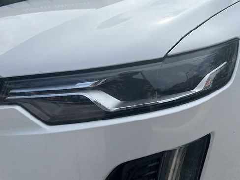 Used 2022 Cadillac XT6 Premium Luxury FWD image 39