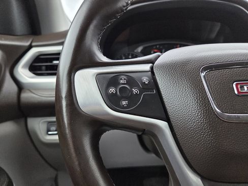 Used 2023 GMC Acadia SLT AWD/4WD image 41