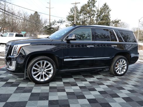 Used 2020 Cadillac Escalade Platinum image 78