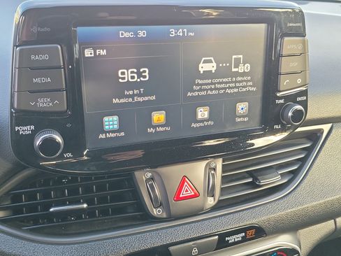 Used 2020 Hyundai Elantra GT N Line image 11