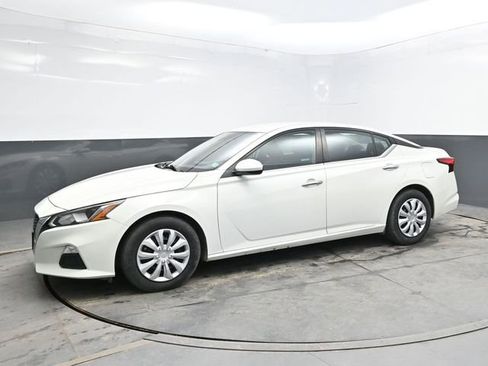 Used 2021 Nissan Altima 2.5 S image 3