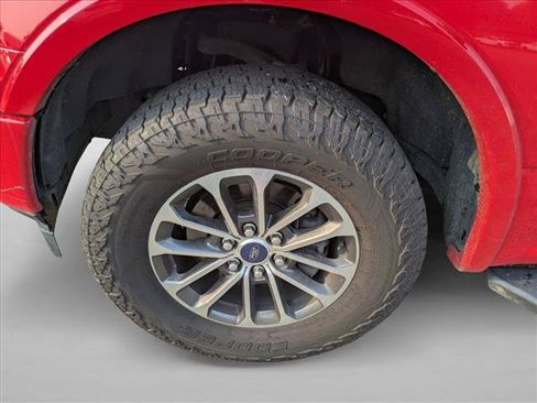 Used 2018 Ford F150 XLT w/ Equipment Group 302A Luxury AWD/4WD image 10