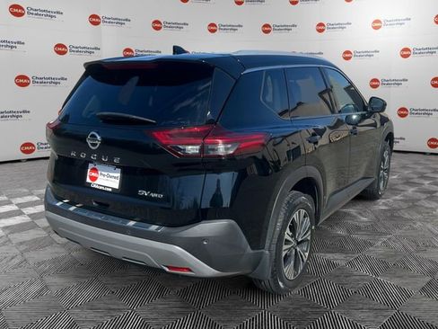 Used 2021 Nissan Rogue SV w/ Premium Package image 5