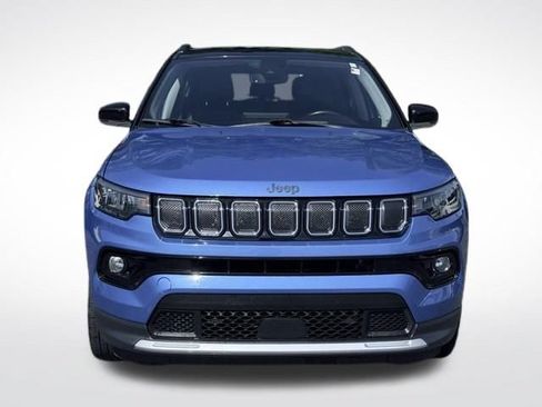 Certified 2022 Jeep Compass Limited AWD/4WD image 3