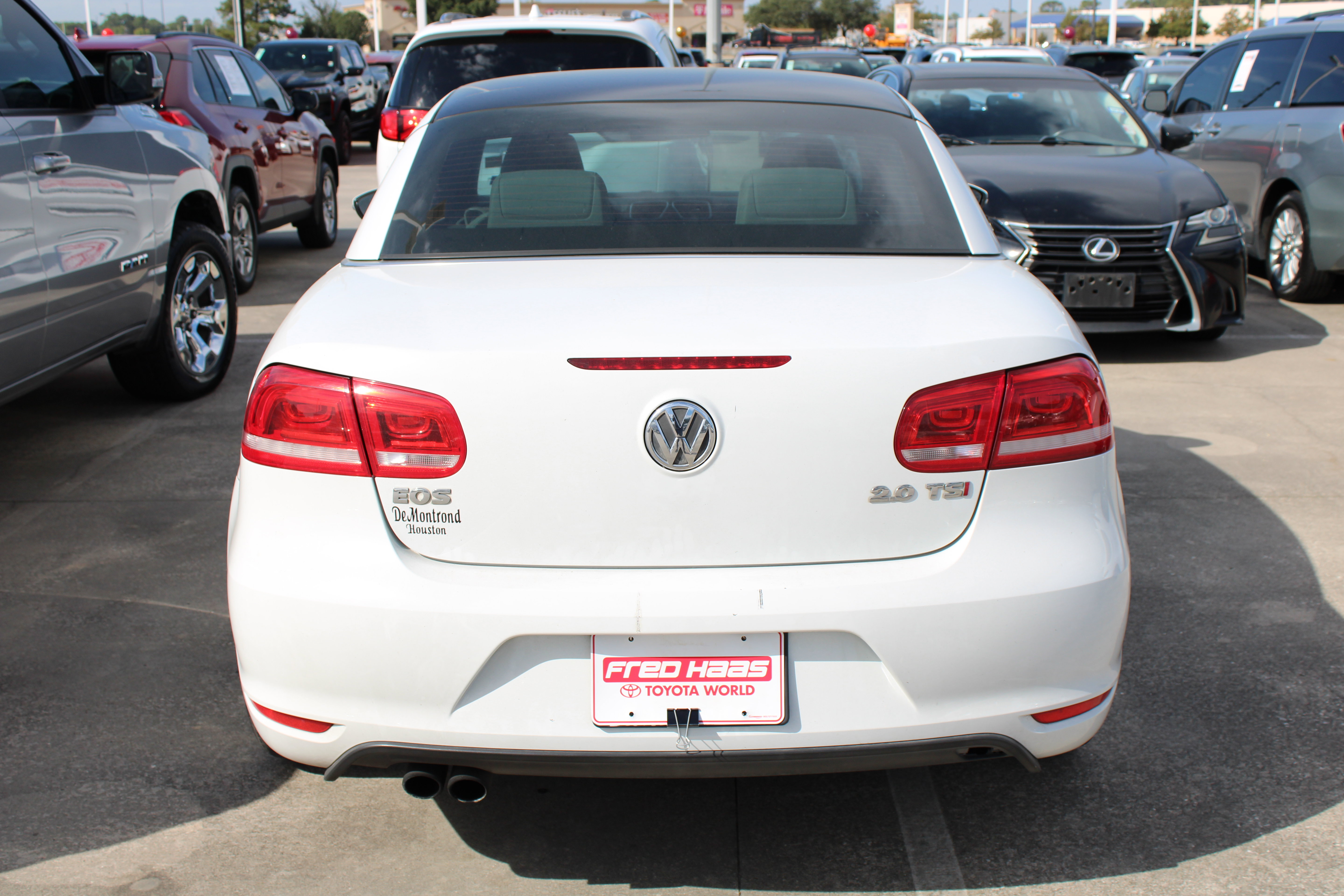 Used 2015 Volkswagen Eos Komfort FWD image 7