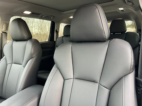 New 2026 Subaru Ascent Limited Bronze image 13