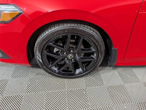 Used 2024 Honda Civic Sport image 31