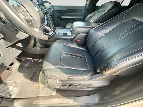 Used 2023 Ford Expedition Platinum RWD image 20