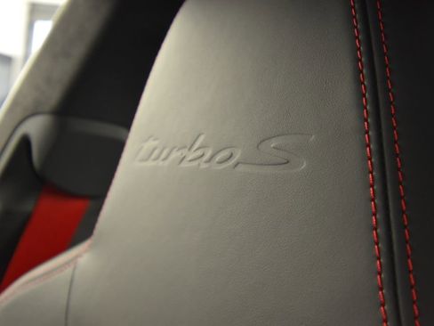 Used 2022 Porsche 911 Turbo S image 39