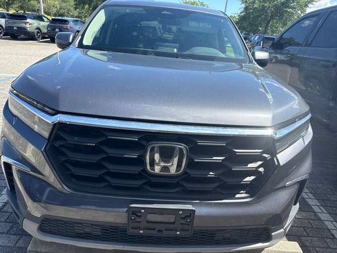 Used 2023 Honda Pilot EX-L image 3