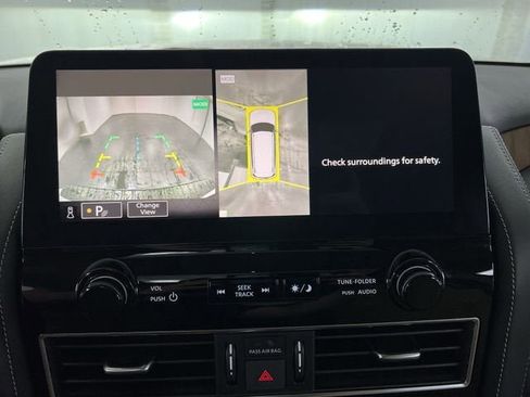 Used 2024 Nissan Armada SL w/ Captain's Chairs Package AWD/4WD image 15