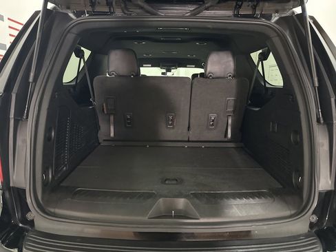 Used 2022 Chevrolet Suburban LS w/ Max Trailering Package image 13