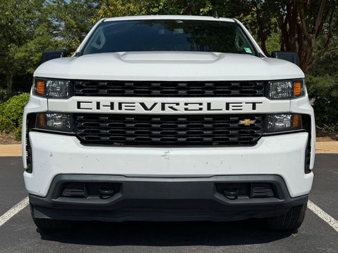 Used 2020 Chevrolet Silverado 1500 Custom w/ Custom Value Package image 7
