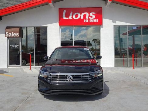 Used 2021 Volkswagen Jetta S image 1