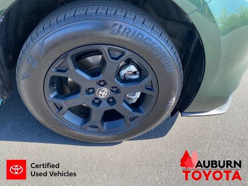 Certified 2025 Toyota Sienna XLE Woodland Edition AWD/4WD image 11