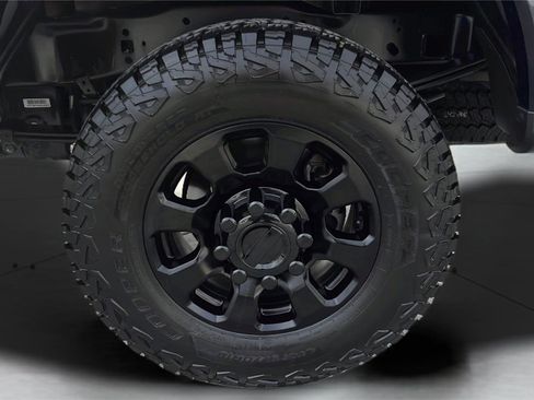 Used 2024 Ford F250 XLT image 17