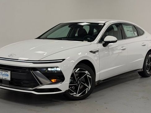 New 2026 Hyundai Sonata SEL FWD image 1