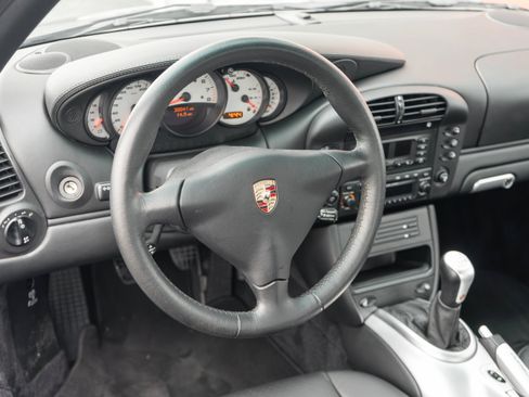 Used 2003 Porsche 911 Carrera 4S AWD/4WD image 11