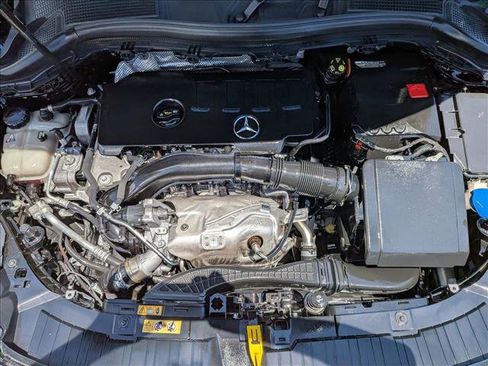 Certified 2022 Mercedes-Benz GLA 250 image 25