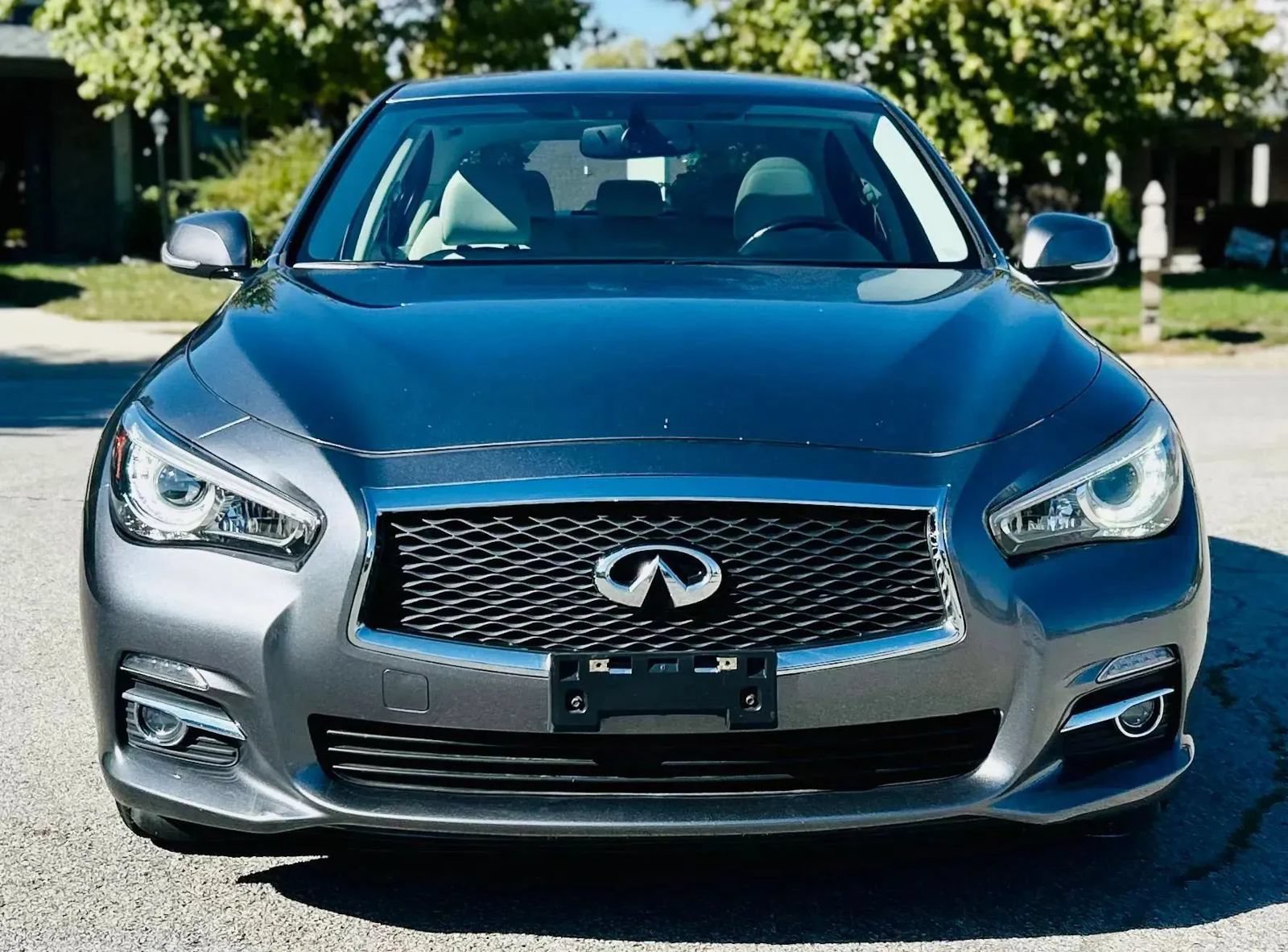 Used 2014 INFINITI Q50 Premium w/ Navigation Package AWD/4WD image 2