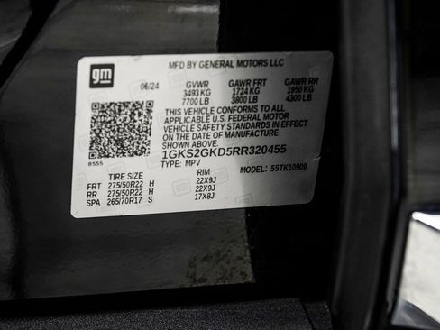 Used 2024 GMC Yukon XL SLT w/ SLT Premium Package image 46