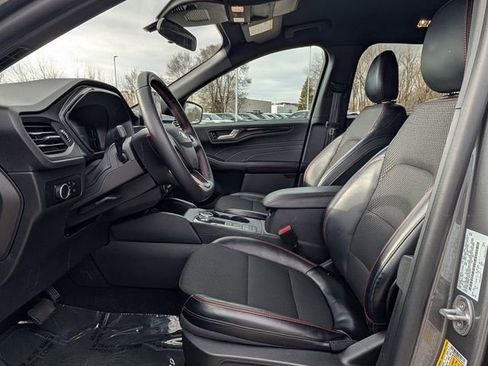 Used 2025 Ford Escape ST-Line AWD/4WD image 8