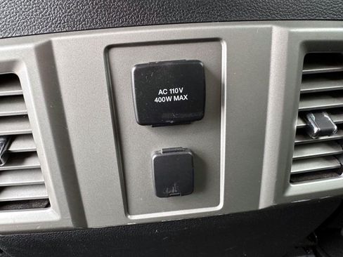Used 2017 Ford F250 Lariat w/ Chrome Package AWD/4WD image 14