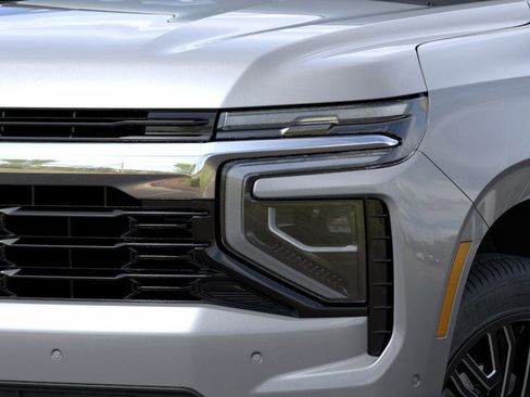 New 2026 Chevrolet Suburban LS image 10