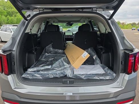 New 2026 Kia Sorento EX FWD image 4