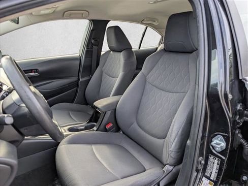 Used 2020 Toyota Corolla LE image 13