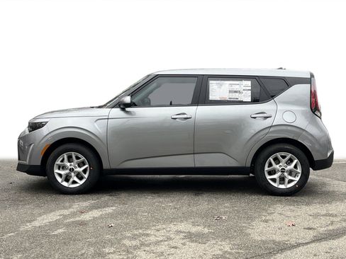 New 2025 Kia Soul LX image 20
