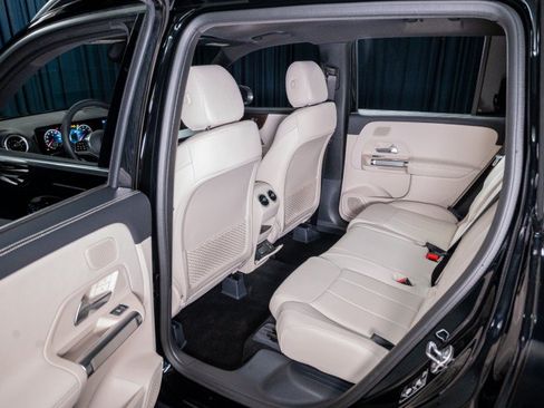 New 2026 Mercedes-Benz GLB 250 image 24