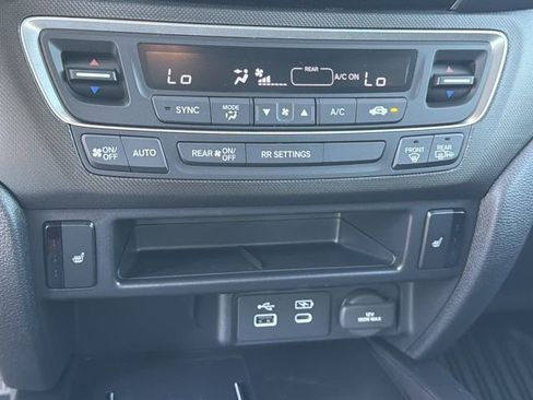 Used 2025 Honda Ridgeline TrailSport image 27