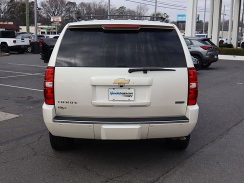 Used 2011 Chevrolet Tahoe LTZ image 9