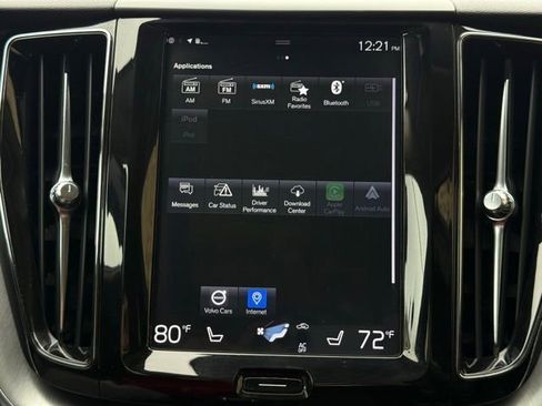 Used 2019 Volvo XC60 T5 Momentum w/ Premium Package image 37