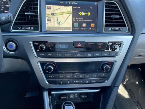 Used 2015 Hyundai Sonata Limited w/ Option Group 05 image 15