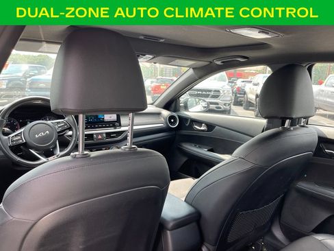 Used 2023 Kia Forte GT-Line w/ GT-Line Premium Package FWD image 14