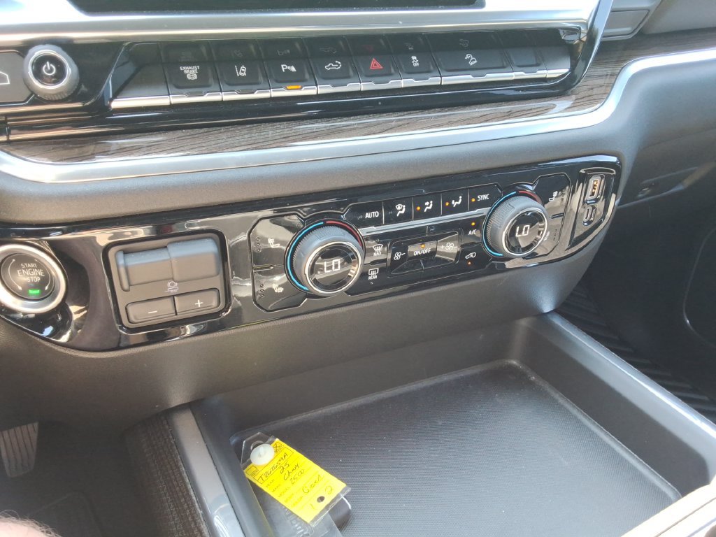 Certified 2025 Chevrolet Silverado 2500 LT w/ All Star Edition AWD/4WD image 35