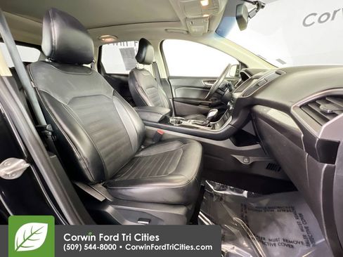 Used 2015 Ford Edge SEL w/ Equipment Group 201A AWD/4WD image 17