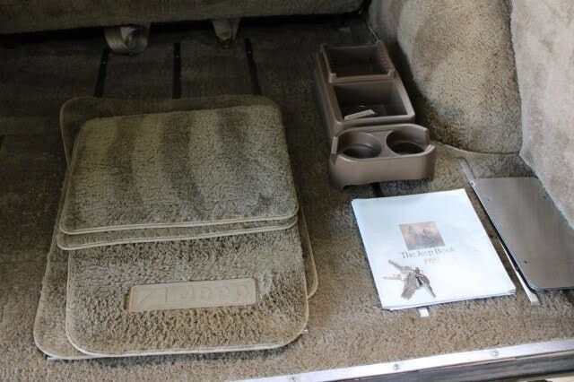 Used 1989 Jeep Grand Wagoneer AWD/4WD image 60