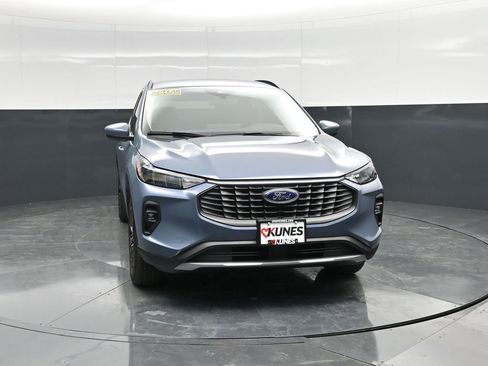 New 2026 Ford Escape SE image 4
