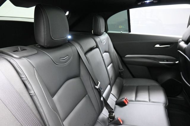 Used 2024 Cadillac XT4 Premium Luxury w/ Cold Weather Package AWD/4WD image 29
