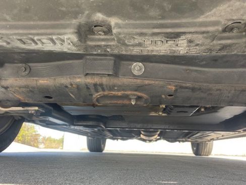 Used 2010 Cadillac DTS Luxury image 53